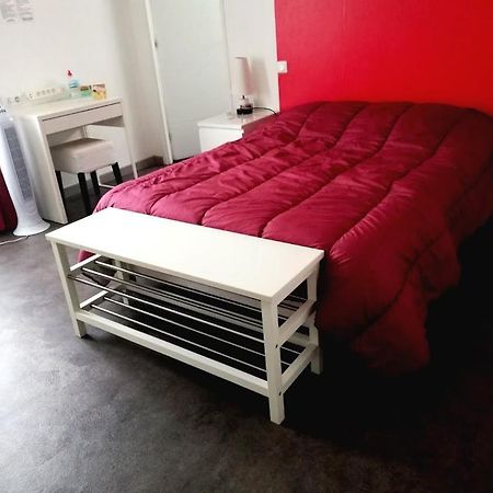 Chambre Avec Salle De Bain Privatisee Avec Petit Dejeuner Compris Auxonne Ngoại thất bức ảnh